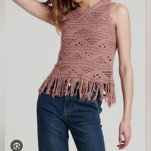 Not Available:Bohemian Crochet Fringe Hem Top - Mauve Pink